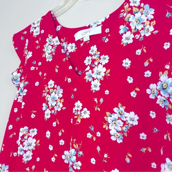 LOFT Magenta Floral Flutter Short Sleeve V Neck Pop Over Blouse Size M - Picture 2 of 10